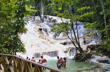 Private Tour From Ocho Rios to Blue Hole and Dunn's River 