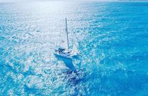 Isla Mujeres Premium Tour in Private Catamaran with Lunch