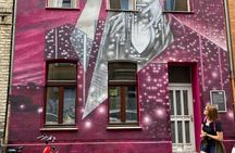 3-Hour Cologne Street Art Bike Tour in Small Group with Guide