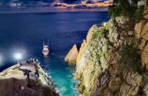  Sunset + High Cliff Divers La Quebrada at La Perla - Only Drinks