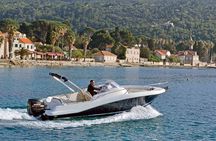 3-Hour Private Sailing and Snorkeling Adventure from Fira