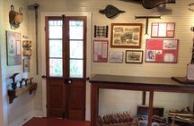 N’awlins Luxury: Laura Plantation Tour w/Transportation