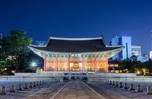Seoul: Deoksugung Palace Night Tour