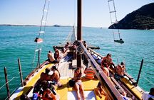 Boat Tour in Buzios with Lunch