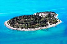 Stop on Island & National Park Day Cruise with Lunch Drinks
