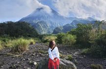 Yogyakarta: Borobudur Sunrise and Prambanan Temple Private Tour