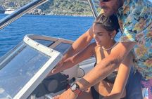 2-Hour the Beauties of Rhodes Island Private Guided Boat Tour