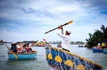 Hoi An basket boat tour with seafood lunch at fishing family 
