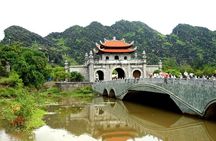 Hoa Lu Ancient Capital and Trang An Scenic Boat Tour from Hanoi