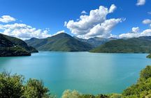 4 Group Tours Including Airport Transfers