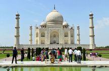 Mesmerizing Day Trip To Taj Mahal, Baby Taj, Agra Fort From Delhi By Car
