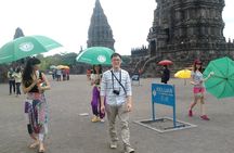 Borobudur Sunrise via VIP gate Manohara Borobudur