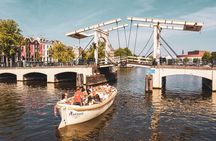 Amsterdam Private Boat Tour with Unlimited Drinks 