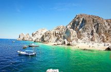 Snorkeling and whale watching Tour in Cabo 