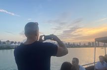 Miami: Sunset Biscayne Bay & Miami Skyline Cruise on Luxury Yacht