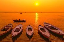 Varanasi from Mumbai (with Flights): A Luxury Private Guided Tour in a Weekend
