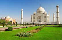 Agra: Skip the Line Ticket to Taj Mahal with Guided Tour