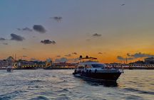 Scenic Bosphorus Sunset Cruise – 2.5 Hours of Luxury & Views