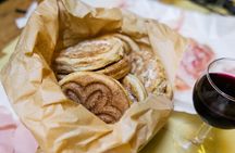 Bologna gastronomic experience with a local