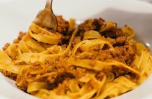 Bologna gastronomic experience with a local