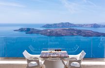 Small Group Santorini Discovery Tour with Lunch and Wine Tasting