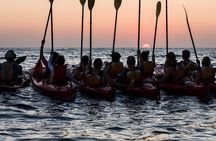 Santorini: Sunset Sea Kayak with Light Dinner