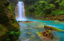 RIO CELESTE RIVER: Tubing+Rainforest+Wildlife+Waterfall+Active Volcano (PRIVATE)