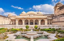 Private Jaipur Full-Day Sightseeing Tour By Car with Guide
