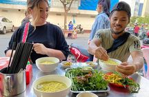  Phnom Penh Authentic Evening Food Tour 100% By Local