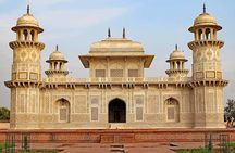 Private Full-Day Tour of Taj Mahal by Car from Delhi with Pickup
