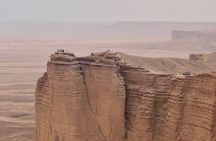 Edge Of the World with 4x4 vehicle