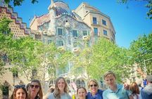 Ramblas, Old Town, Gothic and Gaudi Architecture Walking Tour