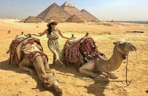 Full-Day Tour to Giza Pyramids and Egyptian Museum from Cairo