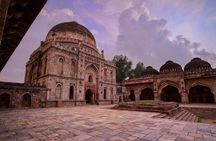 Half-Day Premium Delhi Heritage Cycling Tour - An Illustrious Tryst with time