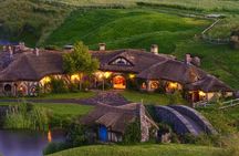 Hobbiton Movie Set Guided Tour small group from Auckland 