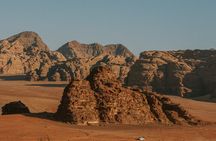 Full day Jeep Tour in Wadi Rum desert 