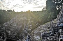 Yaxha Archaeological Focus Afternoon and Sunset Tour with Monkeys Spotting