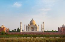  All Inclusive: Same day Taj Mahal Tour From Delhi 