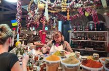 Original Tbilisi Food and Drink Walking Tour Including 9 Tastings
