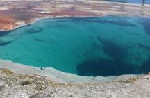 Old Faithful - Lower Loop Yellowstone - Group Tours. 6 People