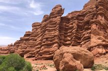 Private Monkey Fingers Canyon Hike