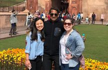 Taj Mahal & Agra Fort Sunrise Tour from Delhi with 5* Breakfast