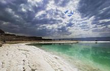 2-Day Jordan Highlights: Petra, Wadi Rum, Aqaba & Dead Sea