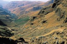 Tala Game Reserve & Drakensberg Mountains from Durban 2 Days