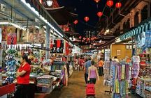 Private Delhi Shopping Tour with Female Guide