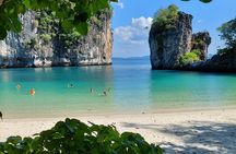 Cruising on a comfortabel boat in Phang Nga Bay - The "Must-Do" Tour Khao Lak