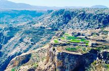 Mountains & Fortresses – Private Day Tour to Nizwa & Jebel Akhdar