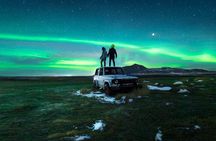 Northern Lights Minibus Tour with Free Photos & Hot Chocolate