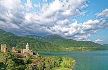 Bestseller Day Trip to Kazbeg/Gergeti Delicious Lunch at Rooms 