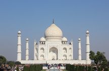 Full-Day Taj Mahal Agra Private Tour from Chennai with Flights